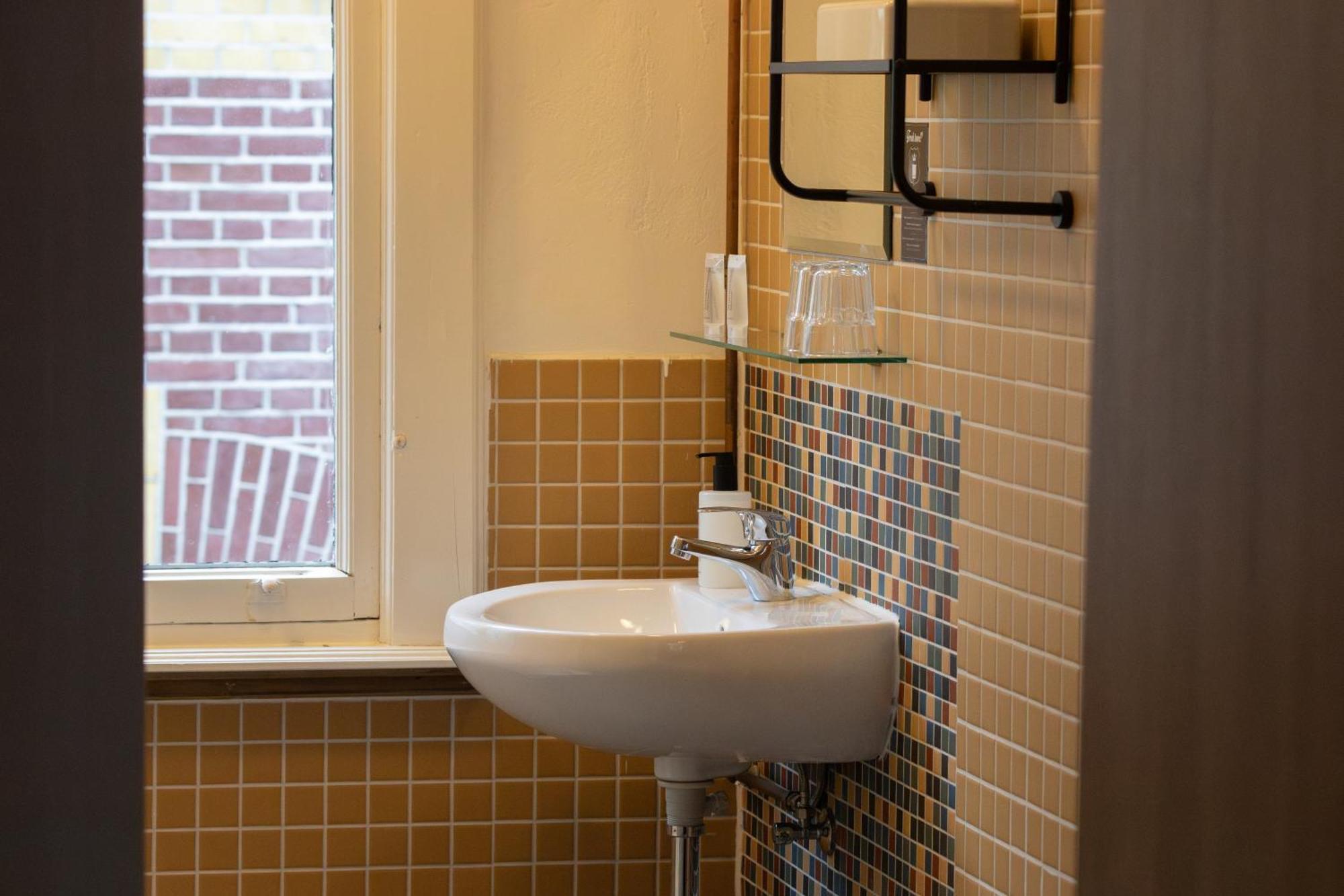 Kings Inn City Hotel Alkmaar Exterior photo
